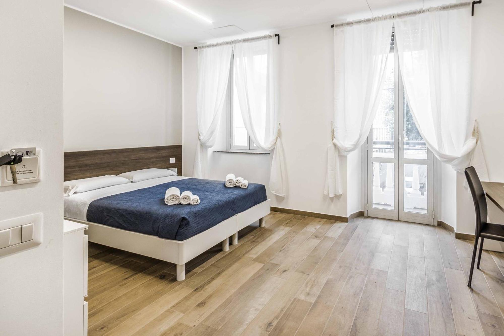 La Perla Rooms Saronno Bagian luar foto